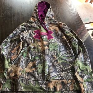 Under Armour hoodie size XL